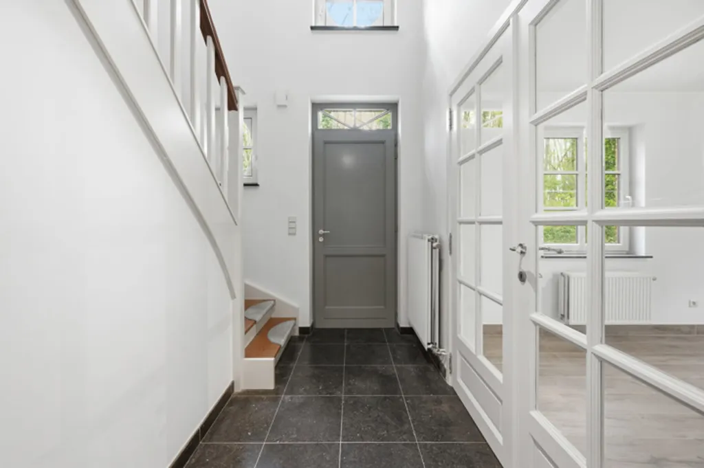 Ingresso - Villa with Panoramic Garden in Rotseelaar