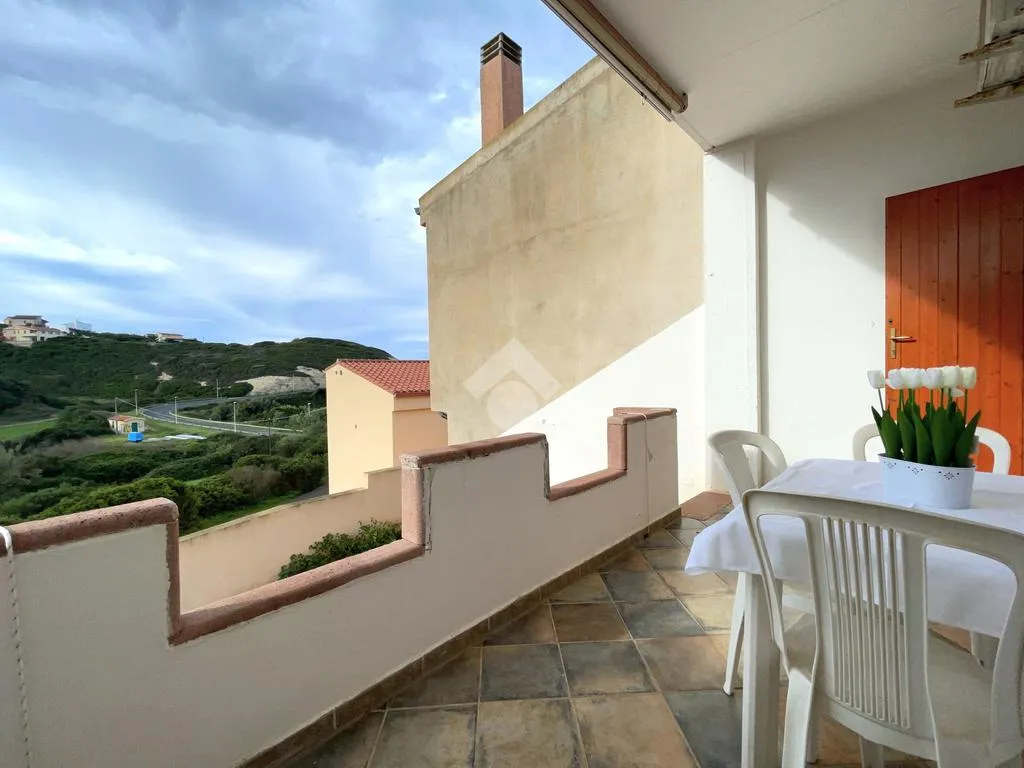 Balcon - Three-Bedroom Apartment with Private Garden in Cuglieri