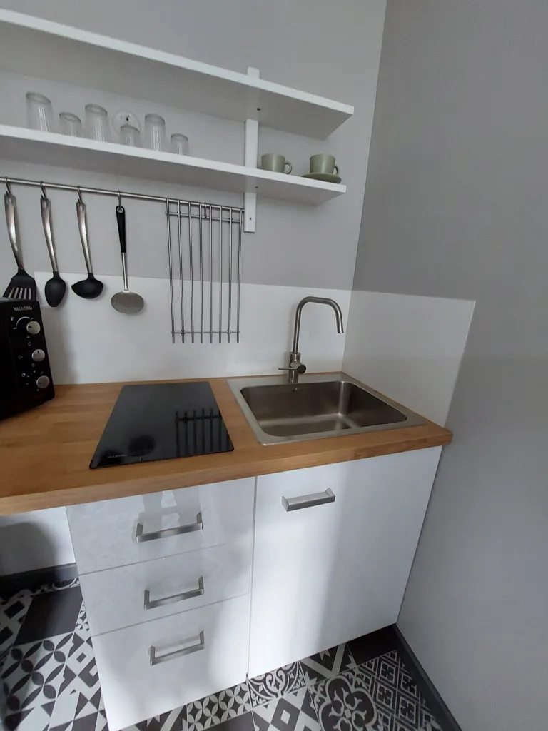 Cuisine - Studio Neuf en Centre-Ville, Proche Gare
