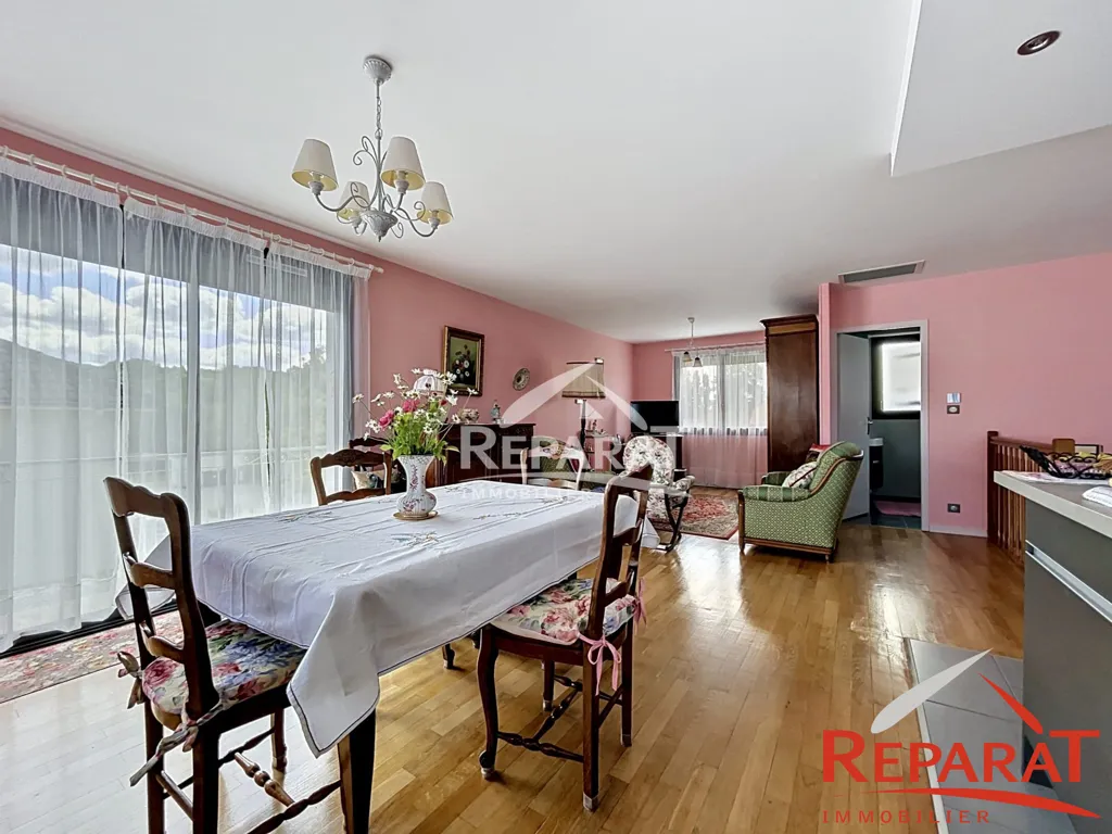 Söögituba - Renovated House with Garden in Objat