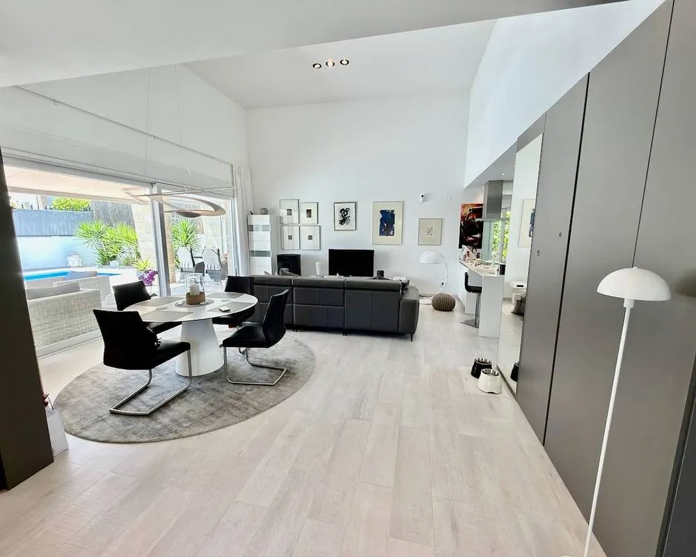 Söögituba - 3-Bedroom House with Pool in Algorfa