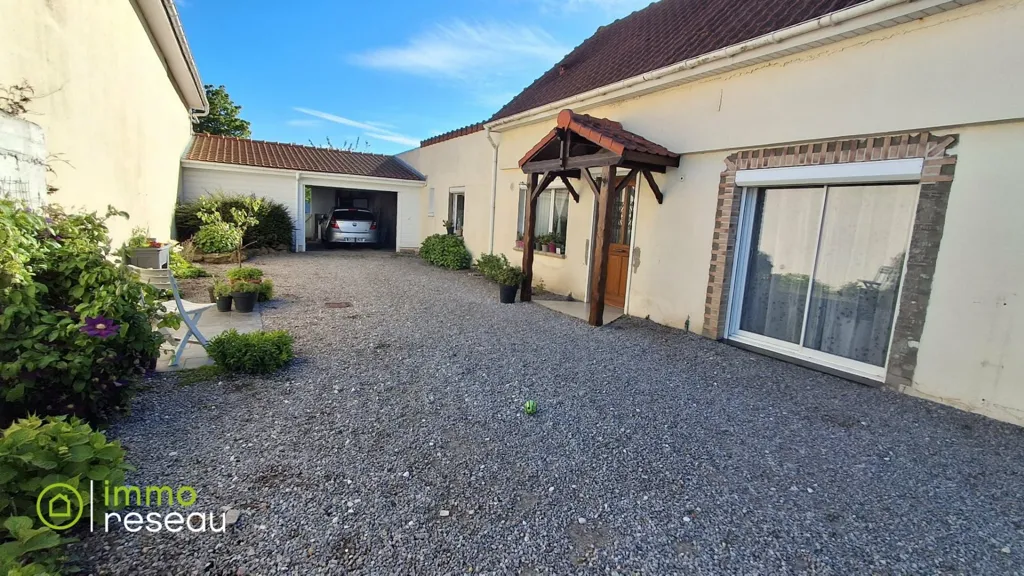Aed - Rustic Longère with Balcony in Les Attaques