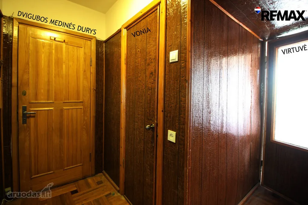 Hallway - 3-Bedroom Apartment with Balcony in Šiauliai Centre
