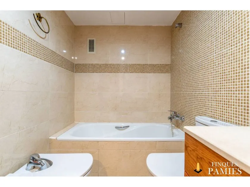 Salles de bain - Duplex with Terrace in Reus, Tarragona