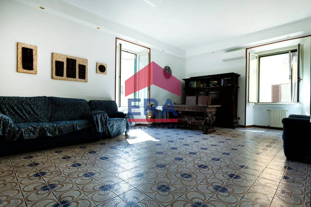 Séjour - Apartment with Triple Exposure in Prati, Rome