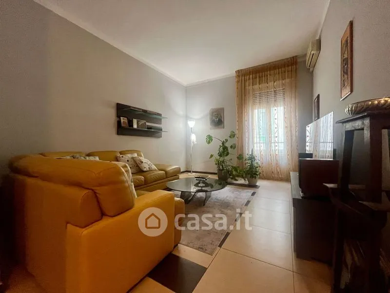 Elutuba - Rearranged Apartment with Balcony in Alessandria