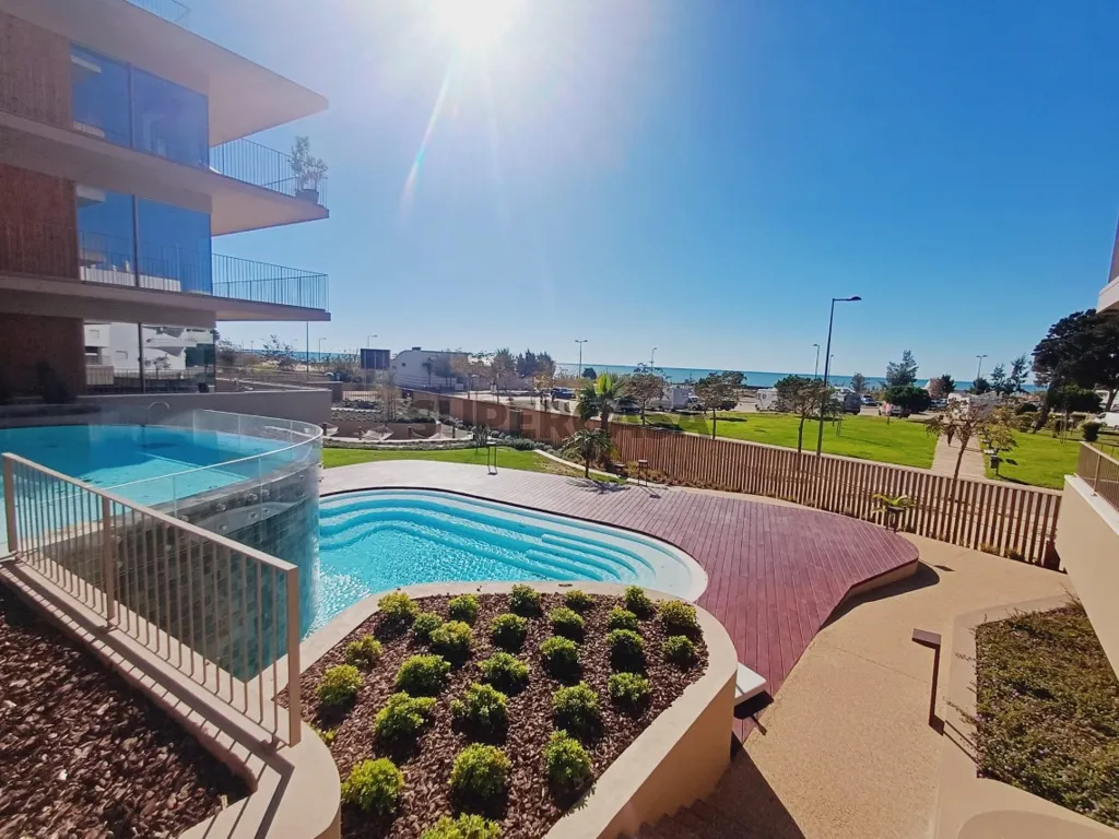 Vista aerea - Luxury 2-Bed Flat with Beachfront in Quarteira