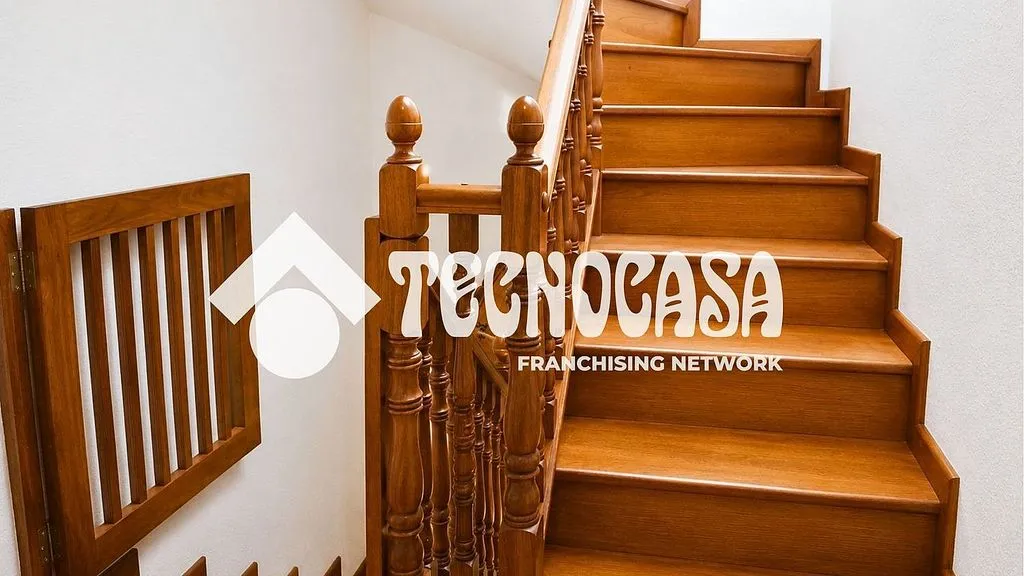 Pièces - Terraced Semi-Detached House in Taco