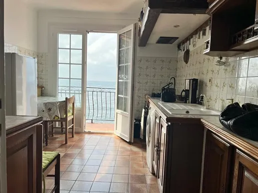 Cuisine - Villa Contemporaine avec Vue Mer à Saint-Raphaël