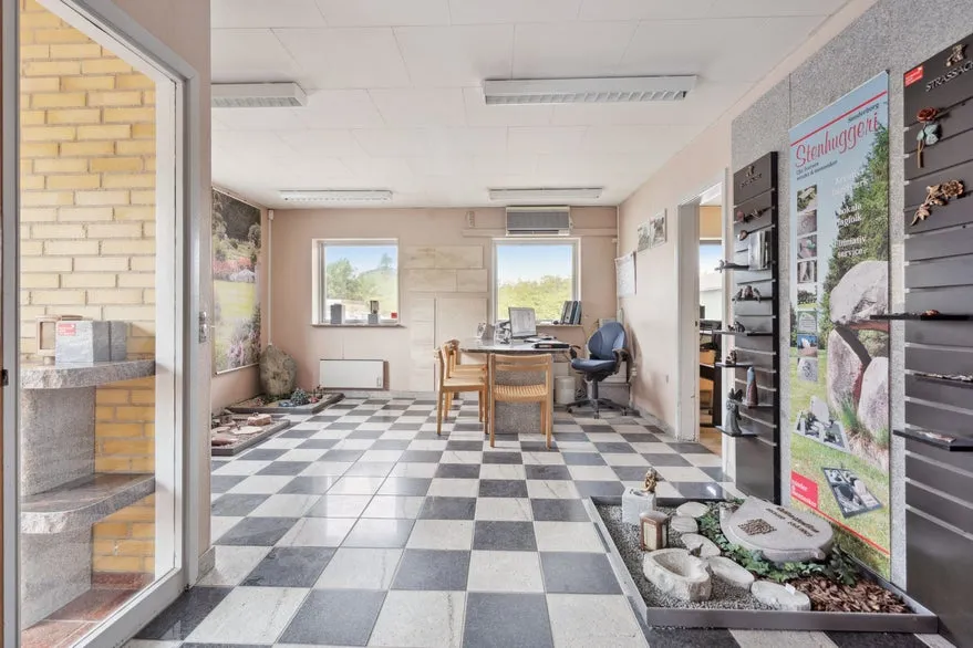 Pesuköök - Commercial Property with High Visibility in Sønderborg