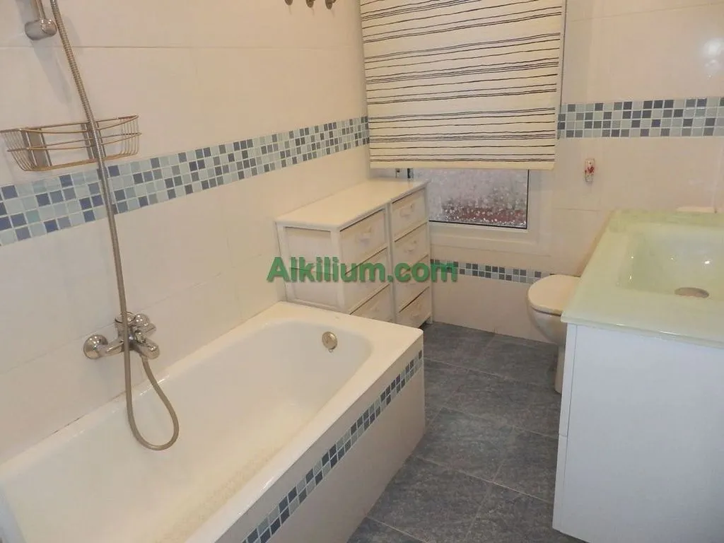 Vannitoad - Shared Flat with Lift in Deusto