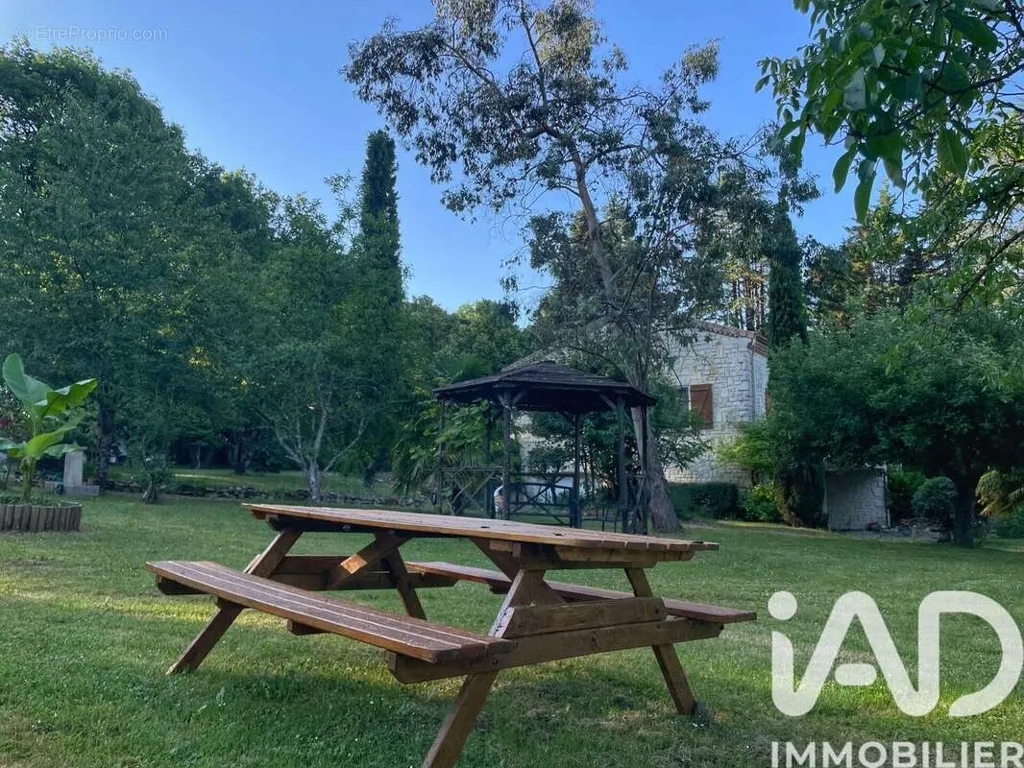 Appartement à Dirac