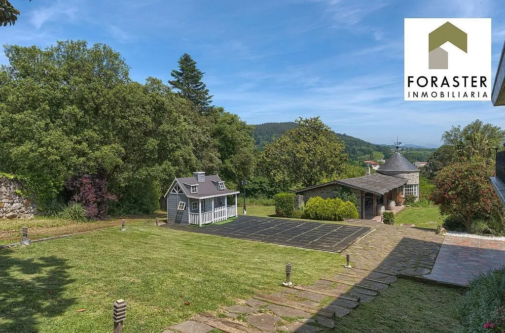 Jardin - Chalet with Pool and Terrace in Loiu