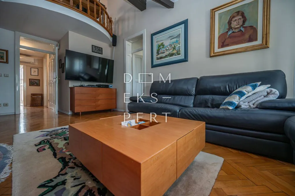 Elutuba - Apartment with Balcony in Maksimir, Zagreb