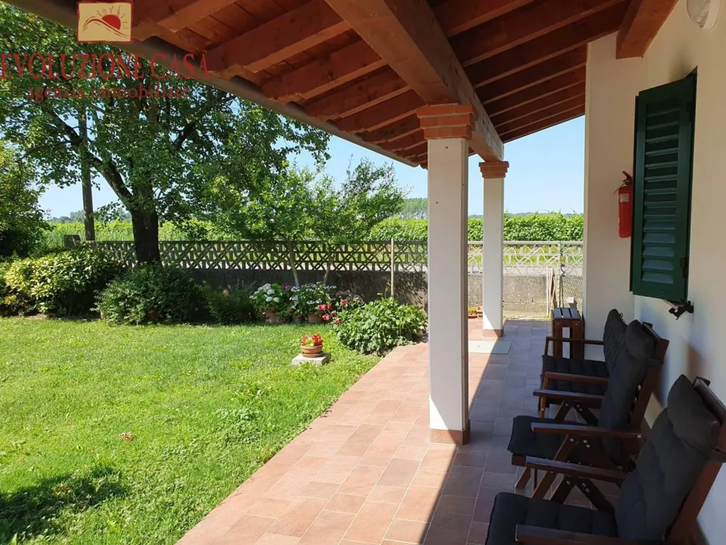 Terrasse - Three-Level Farmhouse with Garden in Staranzano