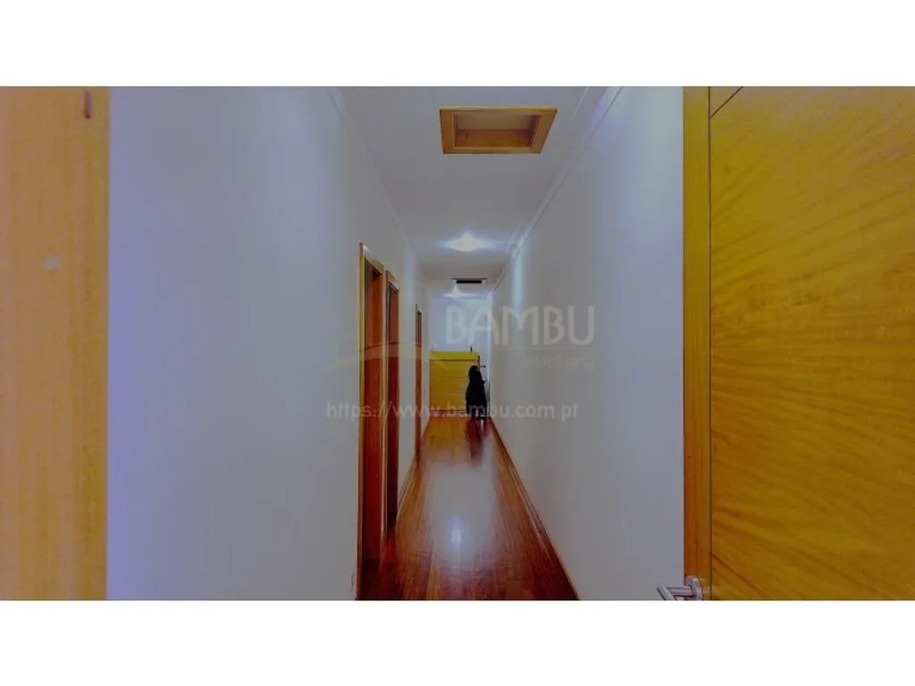 Hallway - Luxury House with Mountain View in Caminha