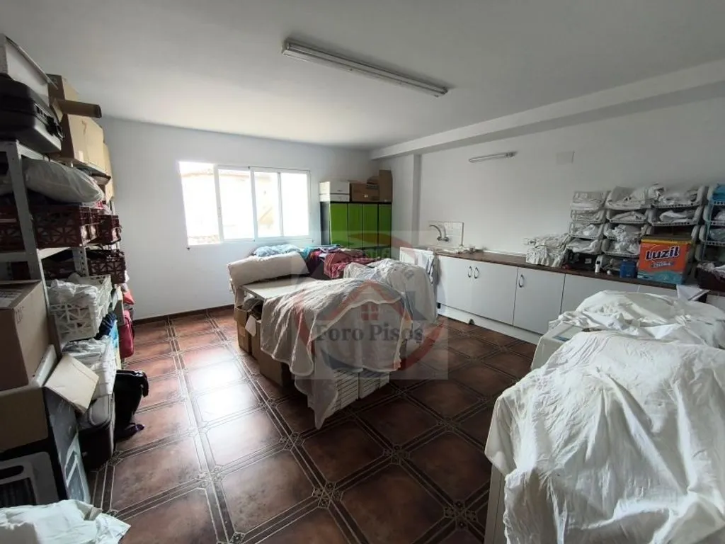 Operational Elderly Care Villa near Xàtiva