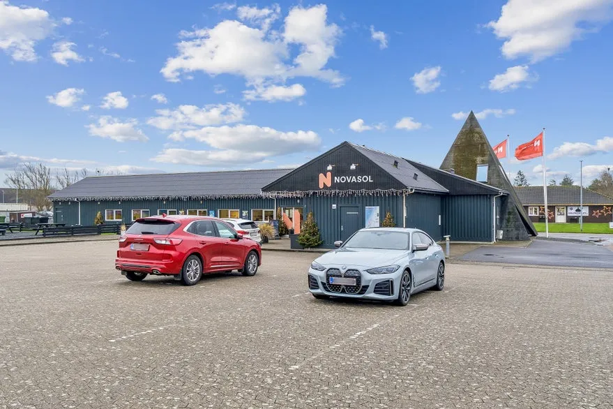 Extérieur - Office with Long-Term Lease near Blokhus