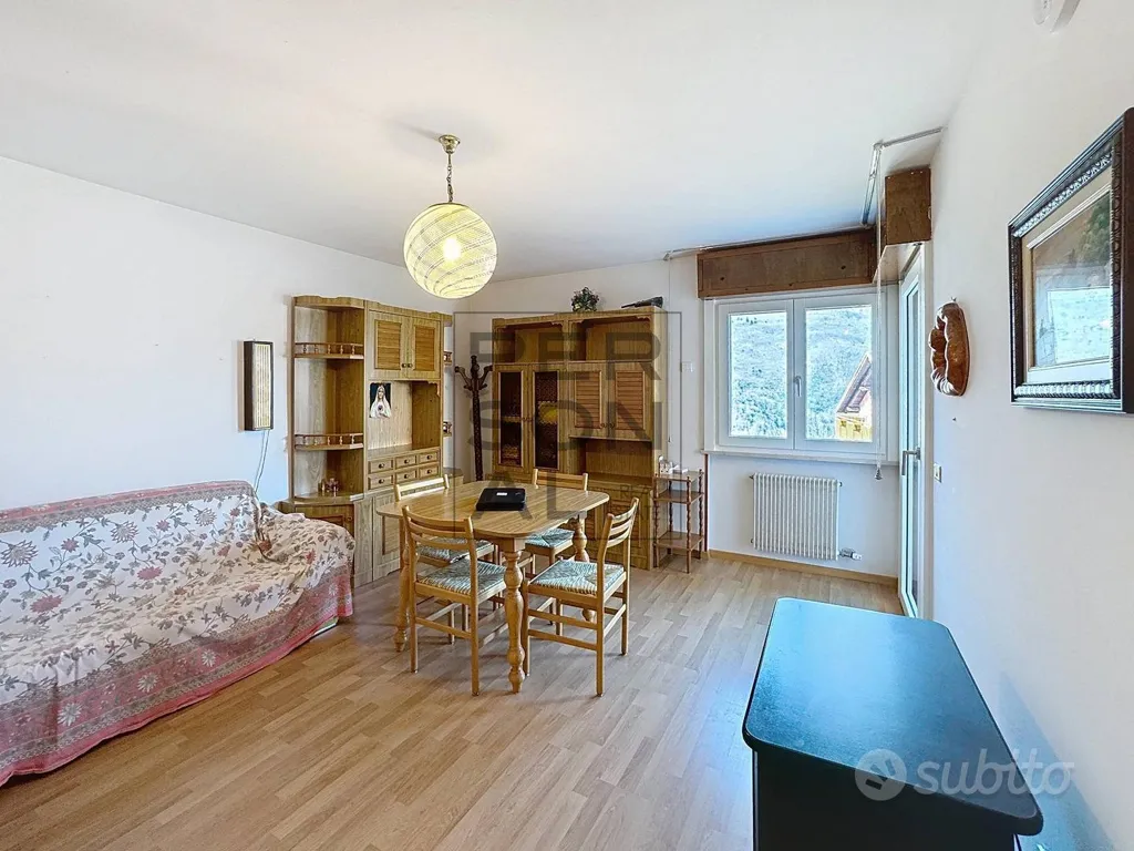Séjour - Apartment with Panoramic Balcony in Spormaggiore