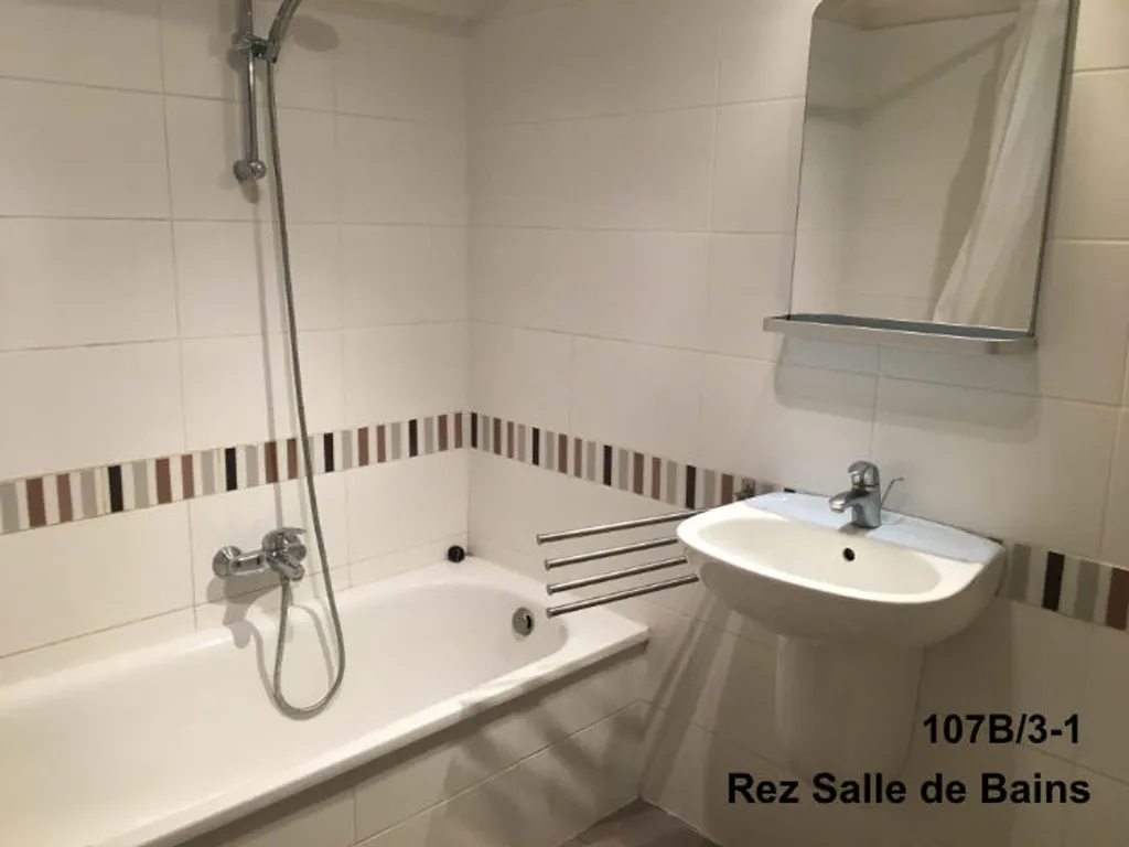 Bagni - Duplex with Balcony in Central Location