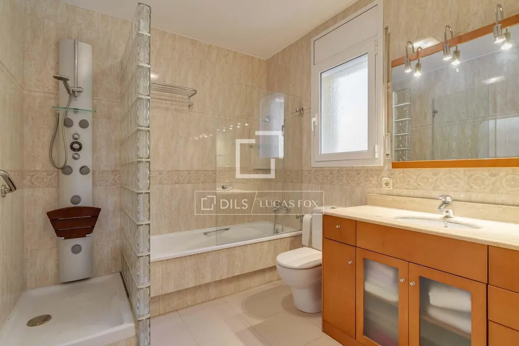 Salles de bain - Detached House with Pool in Vilassar de Dalt