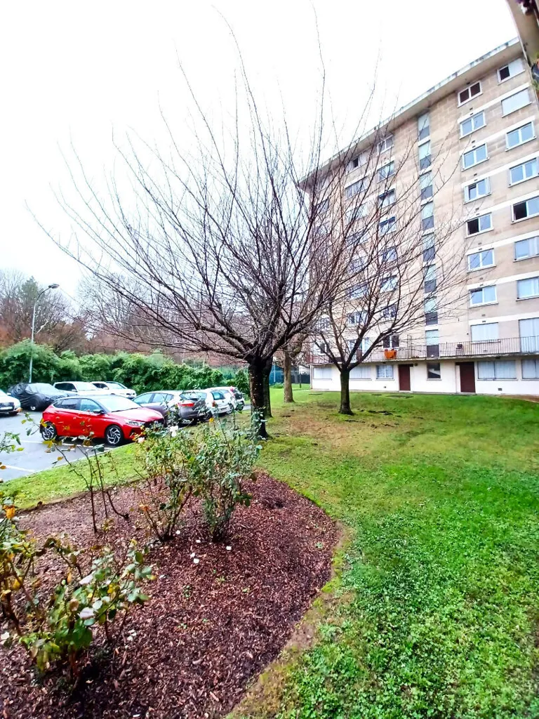 Jardin - Studio lumineux avec parking à Vitry-sur-Seine
