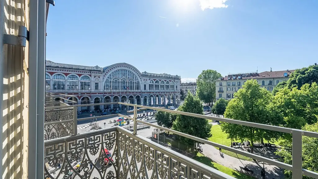 Balcon - Restored Apartment with Triple Exposure in Turin