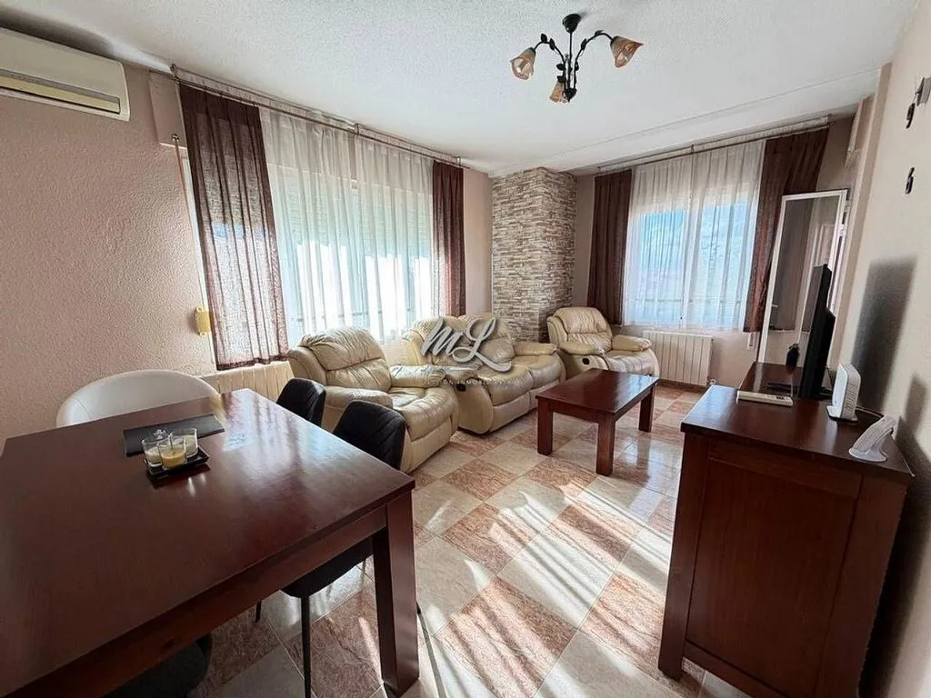 Elutuba - Spacious Apartment with Terrace in Sonseca