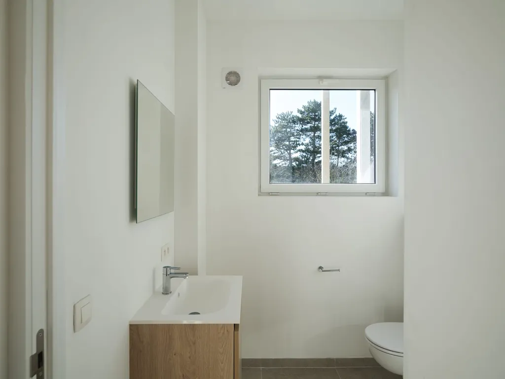 Salles de bain - Appartement Rénové avec Terrasse à Oostende
