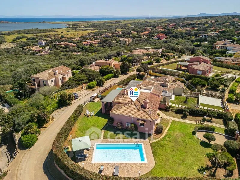 Õhuvaade - Villa with Private Pool in Stintino