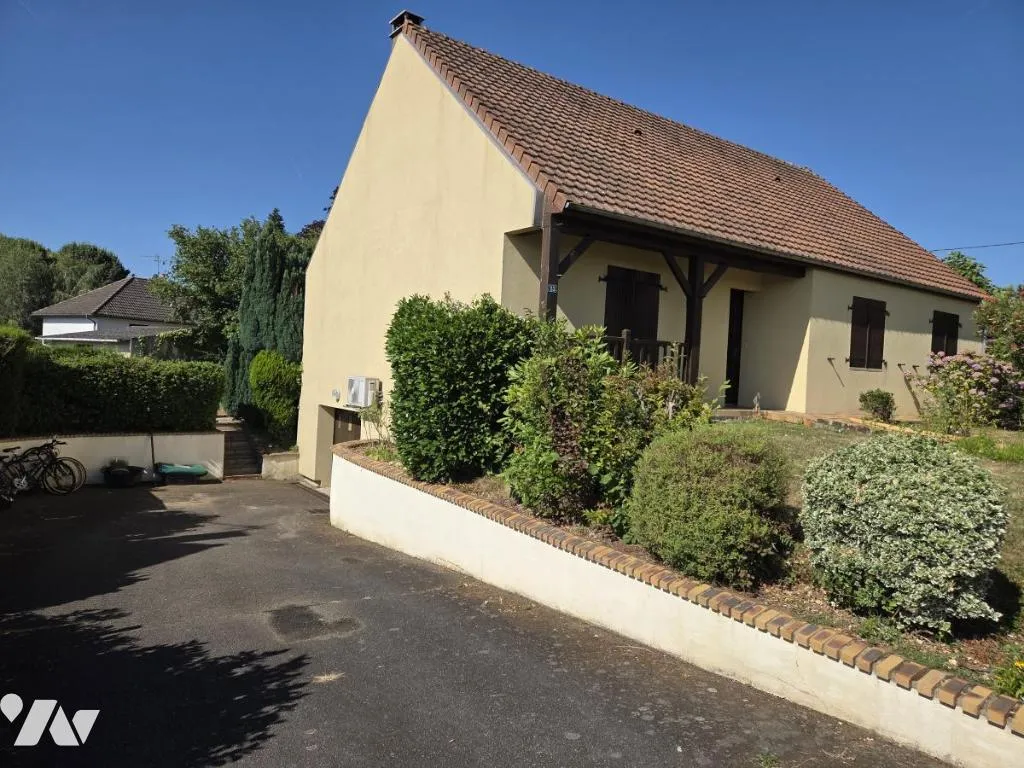 Esterno - Detached House with Terrace in La Milesse