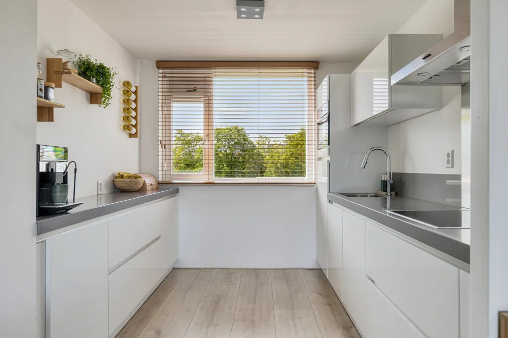 Köök - Maisonnette with Balcony in Almere Stad