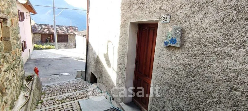 Extérieur - Independent House with Garden in Chataignere