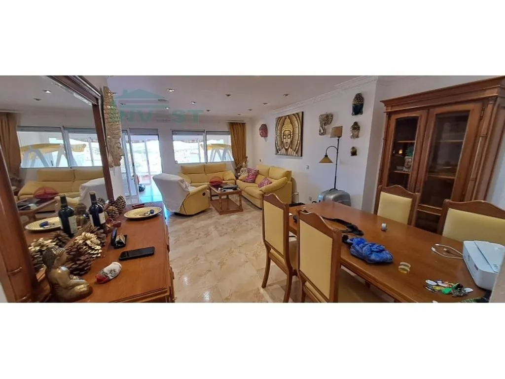 Söögituba - Luxury Semidetached House with Pool in Adeje
