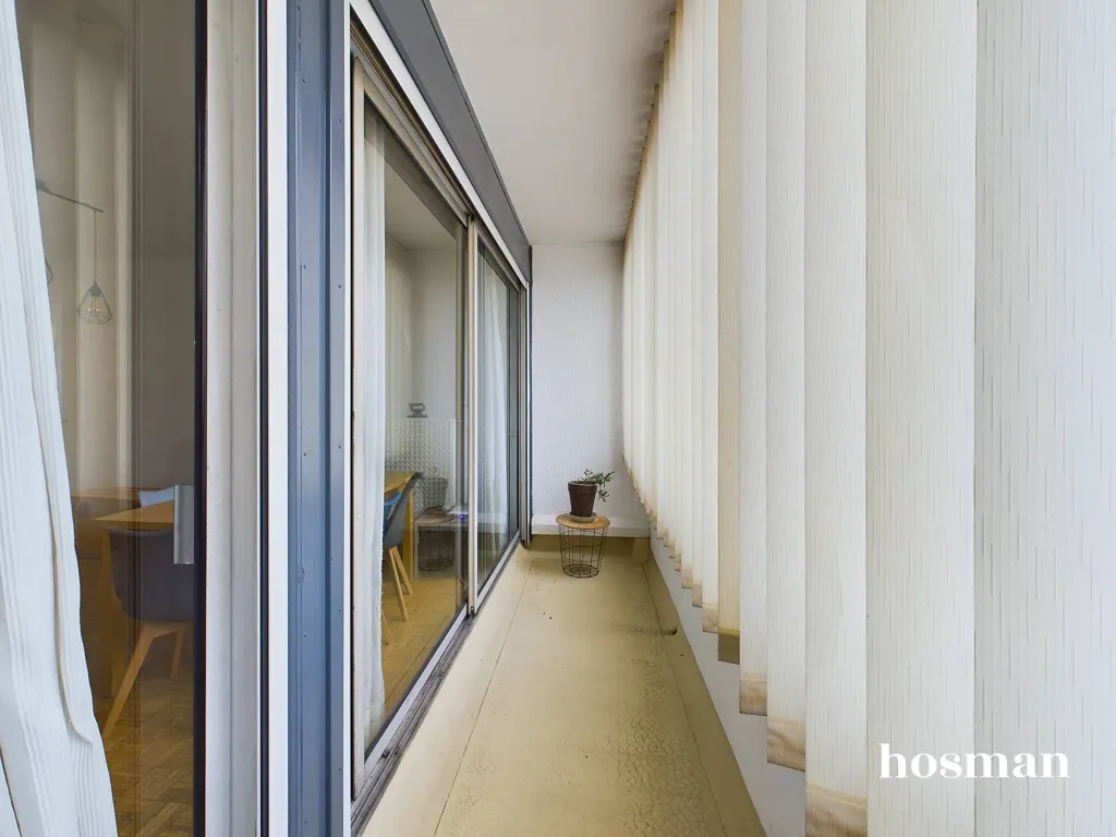 Balcón - Bright 4-Bed Flat with Balcony in Villeurbanne