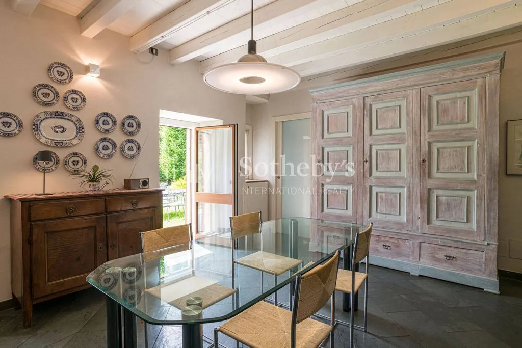 Söögituba - Luxury Villa with Private Garden in Longuelo