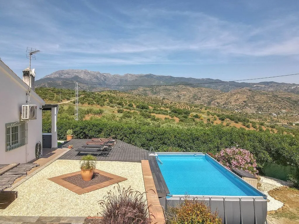 Piscine - Rustic House with Pool in Tolox