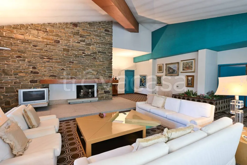 Elutuba - Villa with Private Garden in Gozzano