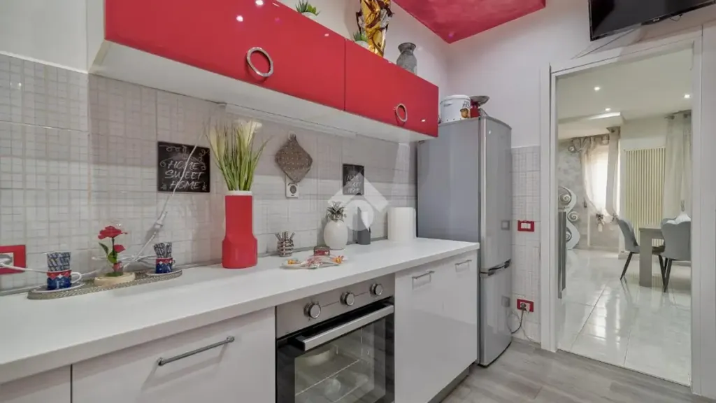 Cuisine - Rear-Facing Apartment with Balcony in Civitavecchia