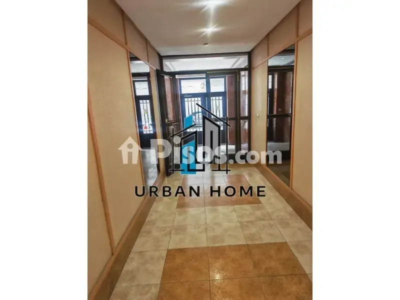 Esik - Apartment with Terrace in San Claudio, León