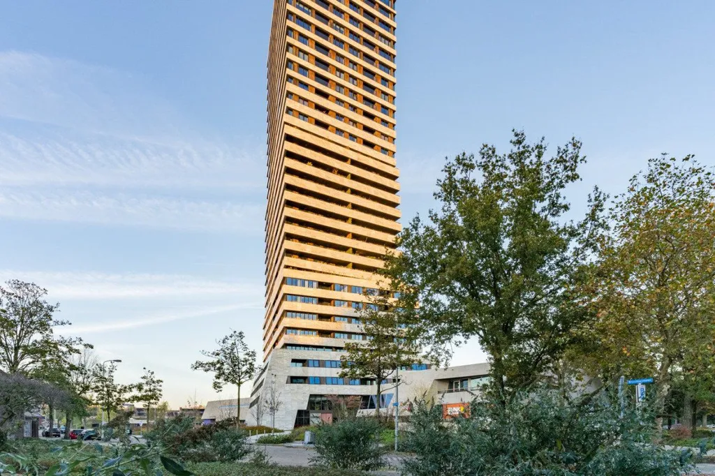 Välivaade - Modern Apartment with South-Facing Loggia in Eindhoven