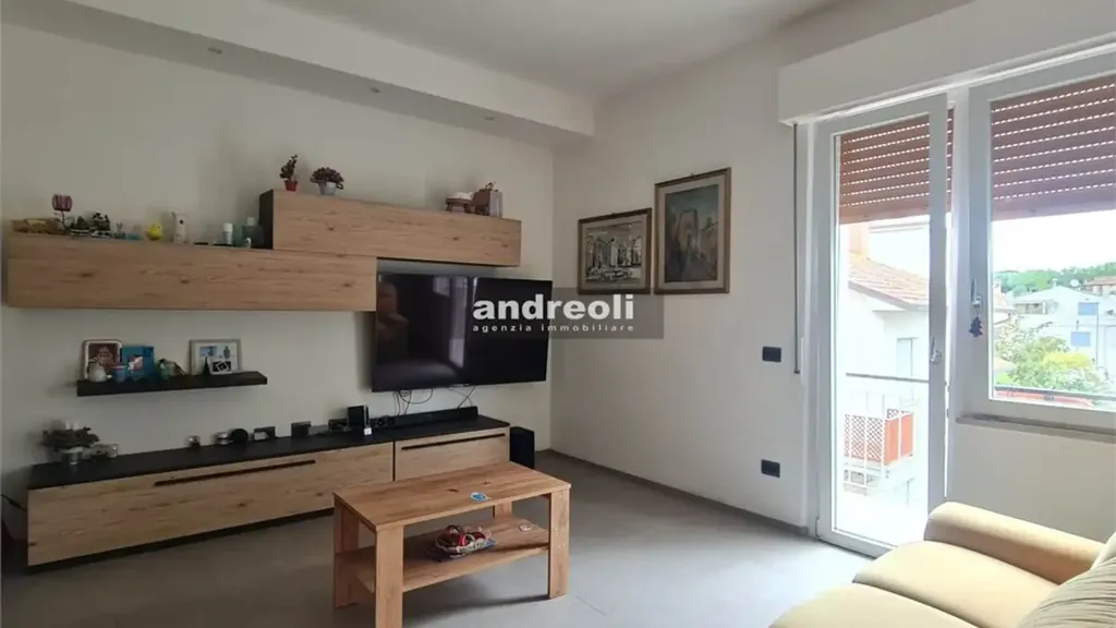 Séjour - Apartment with 3 Bedrooms in Jesi