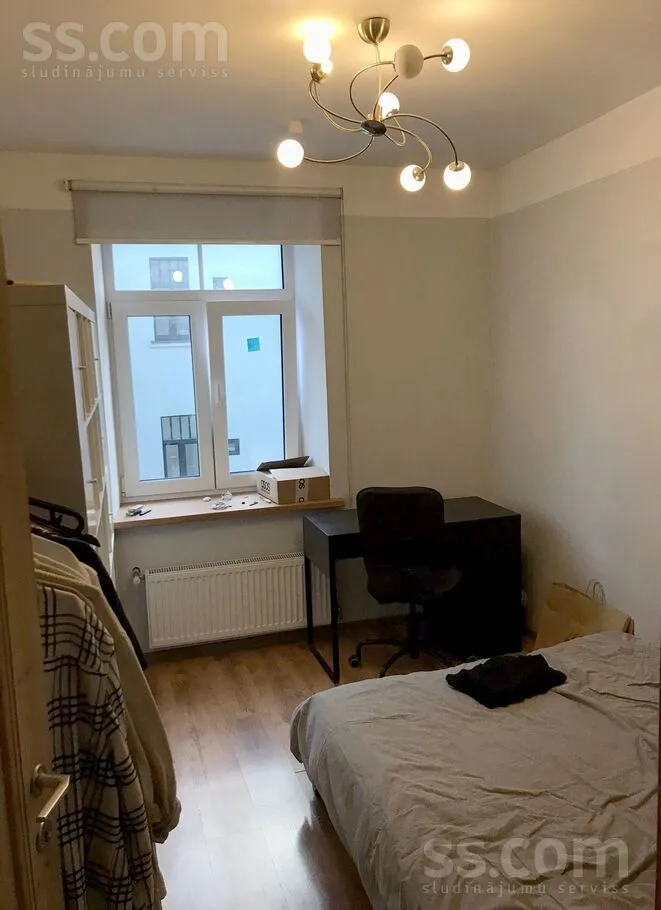 Chambres - 2-Bedroom Apartment with Sunny Views in Riga Centre