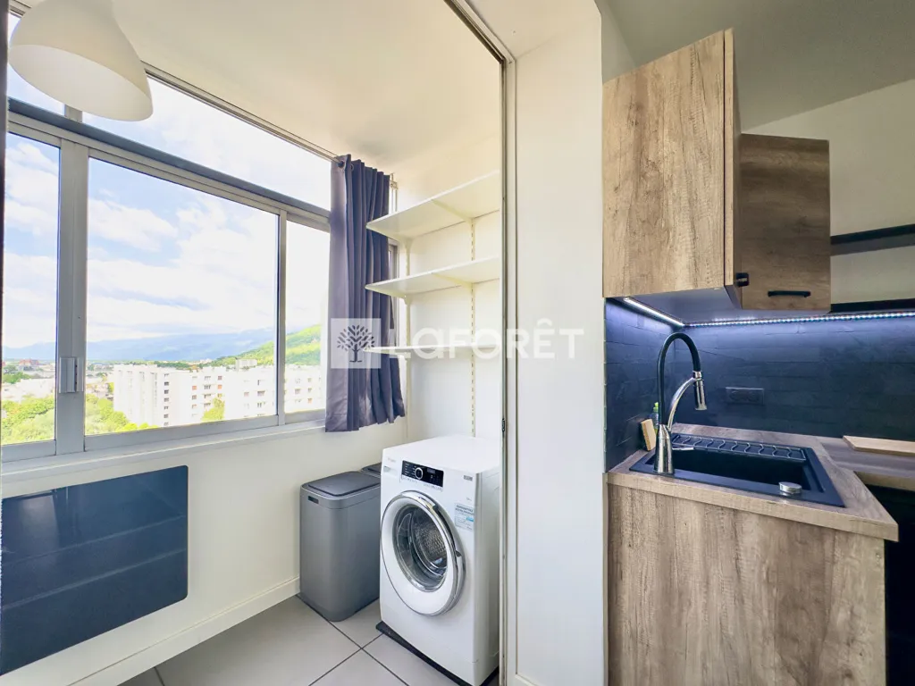 Buanderie - Appartement Meublé Traversant à Saint-Martin-d'Hères