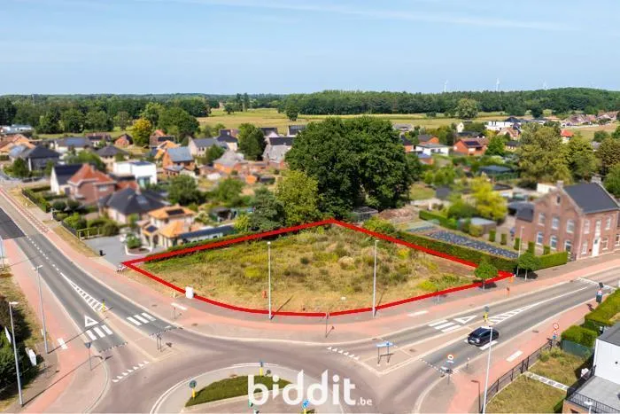 Land for Development in Residential Area