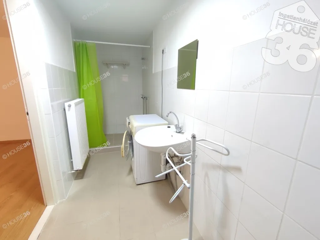 Bagni - Family House with Separate Units in Kecskemét