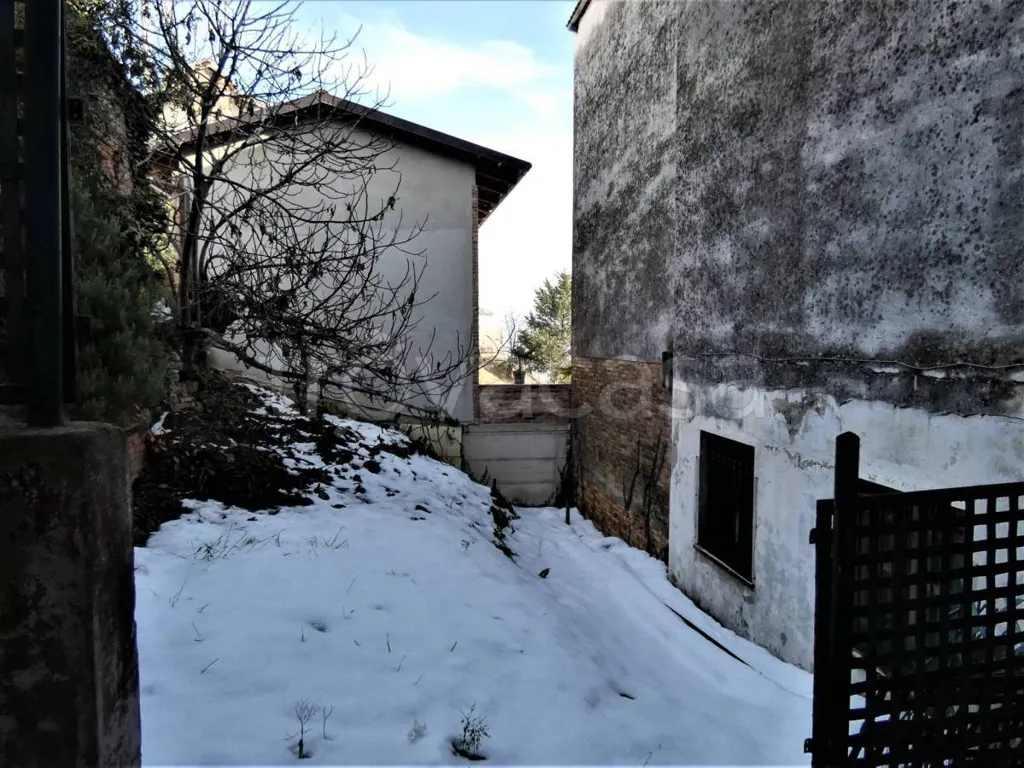 Jardin - Terraced House with Panoramic Views in La Morra