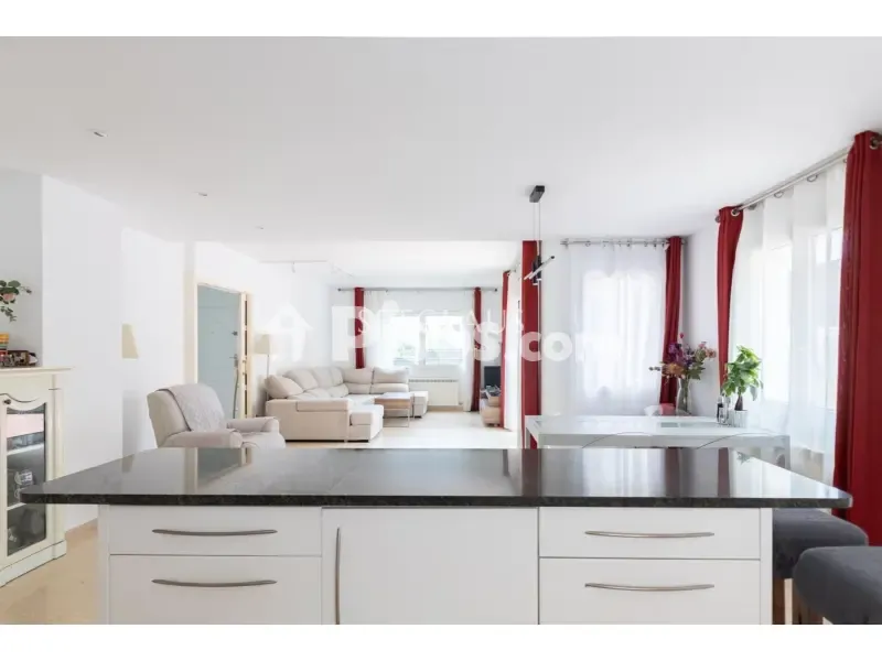 Cuisine - Chalet with Private Garden in Alella
