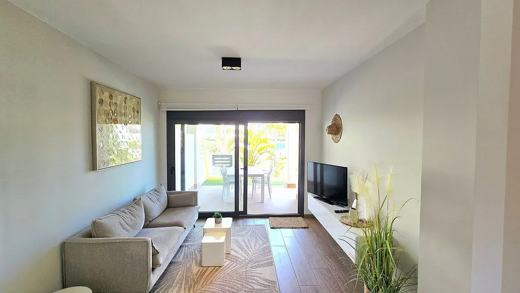 Soggiorno - Apartment with Private Garden in Finestrat