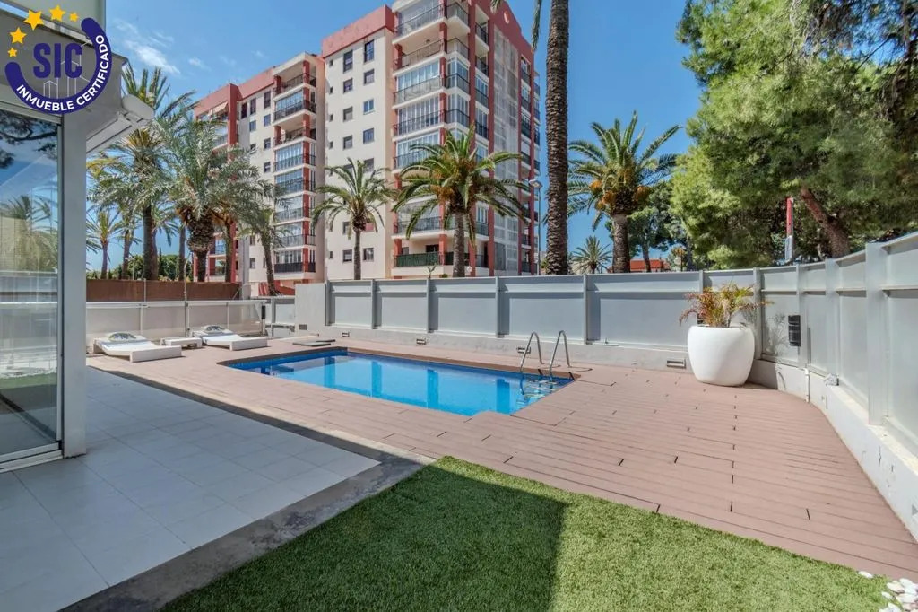Piscine - Luxury House with Pool in Benicassim
